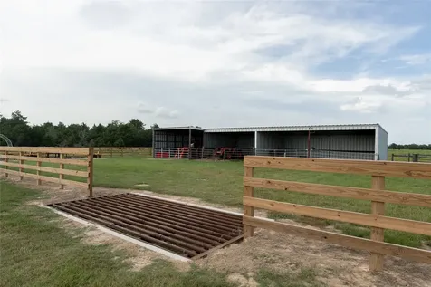 000 Aztec Lane New Ulm TX 78950