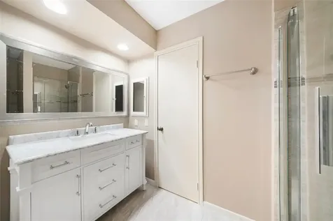 5939 Woodway Place Court Houston TX 77057