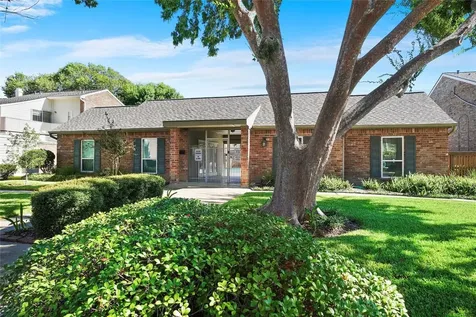 5939 Woodway Place Court Houston TX 77057