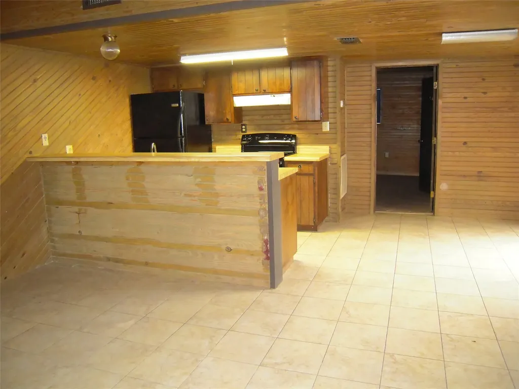 24605 Pools Creek E Huntsville TX 77320