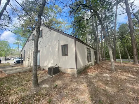 24605 Pools Creek E Huntsville TX 77320
