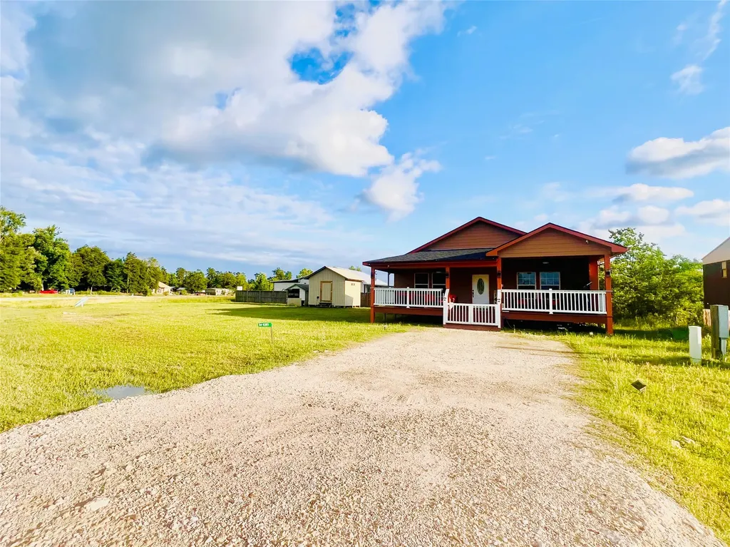 54 Road 5203 Cleveland TX 77327