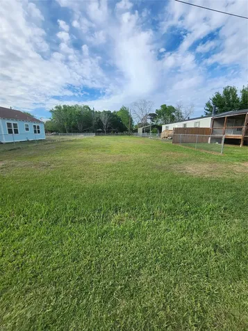 502 Magnusson Avenue Palacios TX 77465