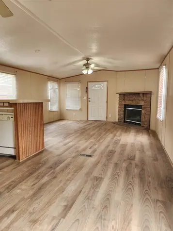 502 Magnusson Avenue Palacios TX 77465