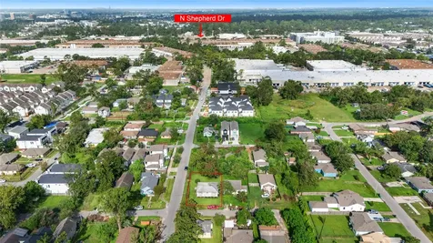 204 Blueberry Street Houston TX 77018
