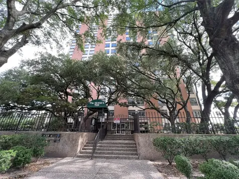 7520 Hornwood Drive 608 Houston TX 77036