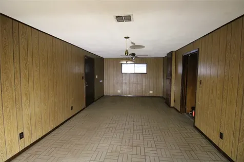 401 E 5th Street Sweeny TX 77480