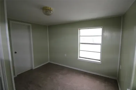 401 E 5th Street Sweeny TX 77480