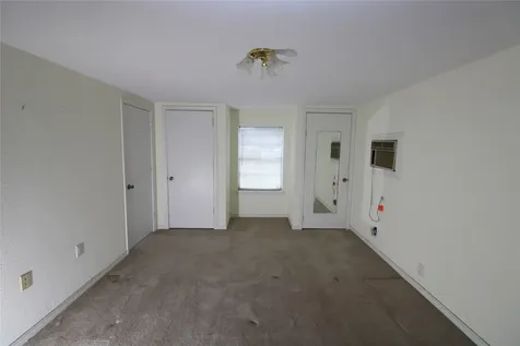 401 E 5th Street Sweeny TX 77480