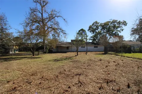 401 E 5th Street Sweeny TX 77480