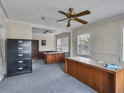 713 Fairbanks Street Houston TX 77009