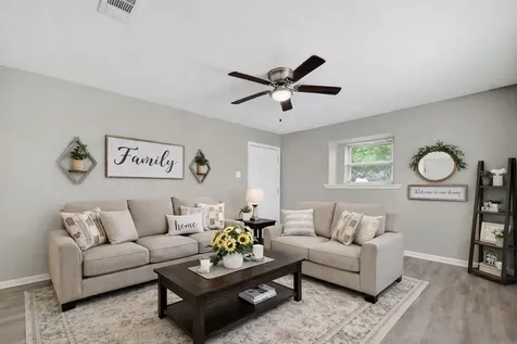 17106 Sunshine Street Houston TX 77049