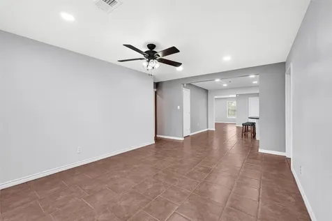 710 Woodhue Street Channelview TX 77530