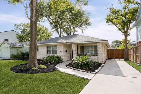 1219 Candlelight Lane Houston TX 77018
