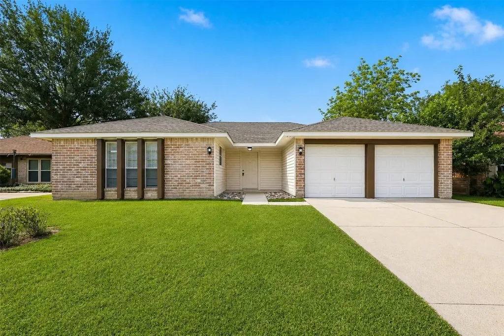 16315 Dew Drop Lane Houston TX 77095