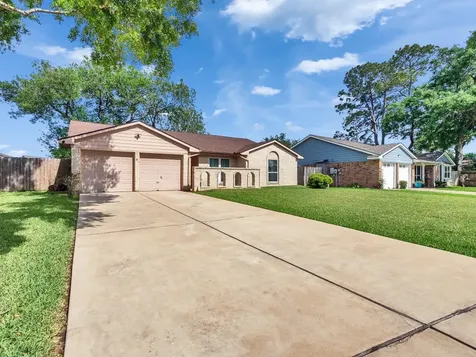 11814 Monticeto Lane Meadows Place TX 77477