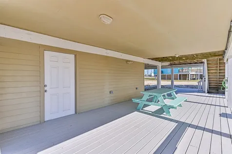 4413 Tampico Way Galveston TX 77554