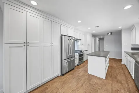 9715 Greenwillow Street Houston TX 77096