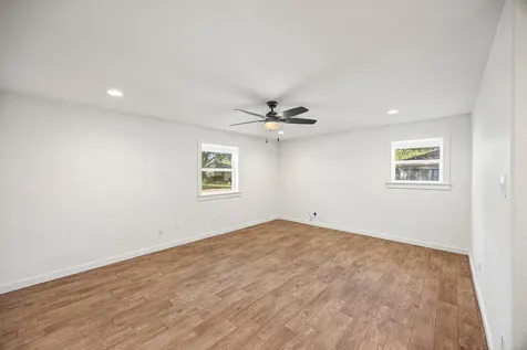 9715 Greenwillow Street Houston TX 77096