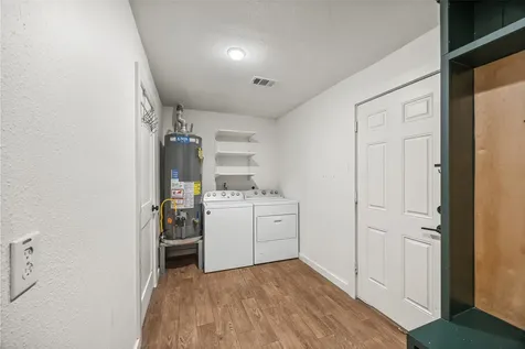 9715 Greenwillow Street Houston TX 77096
