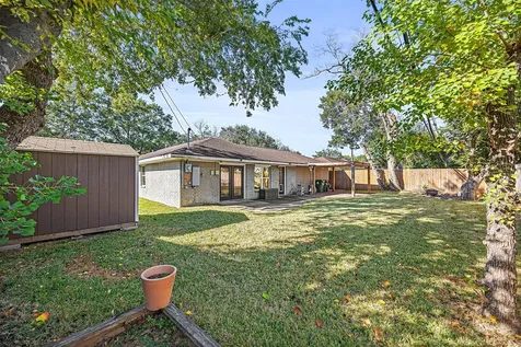 9715 Greenwillow Street Houston TX 77096