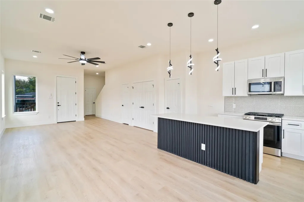 3212 Retta Street Houston TX 77026
