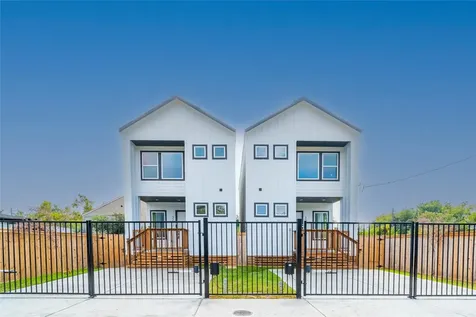 3212 Retta Street Houston TX 77026