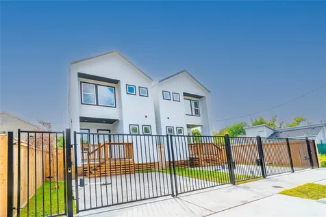 3212 Retta Street Houston TX 77026