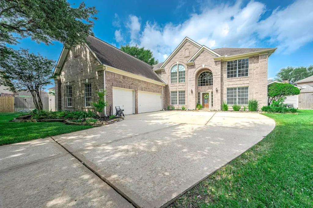 2610 Clay Creek Court Pearland TX 77581