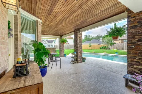 2610 Clay Creek Court Pearland TX 77581