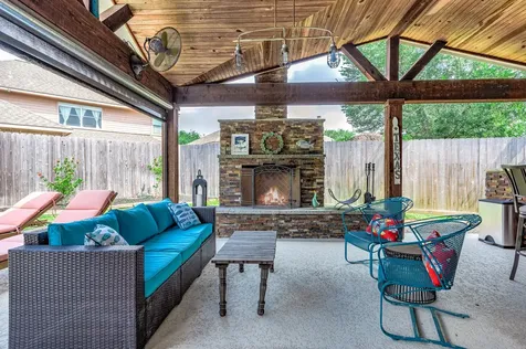 2610 Clay Creek Court Pearland TX 77581