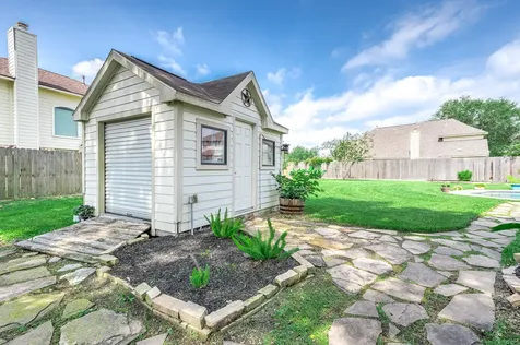 2610 Clay Creek Court Pearland TX 77581