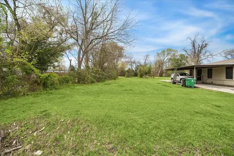 743 Homer Street Houston TX 77091