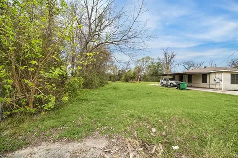 743 Homer Street Houston TX 77091