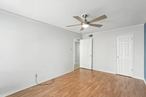 4637 Wild Indigo Street 492 Houston TX 77027