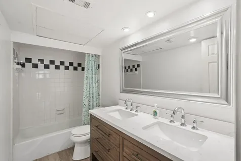 4637 Wild Indigo Street 492 Houston TX 77027