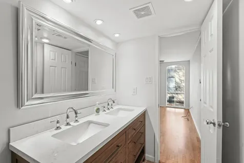 4637 Wild Indigo Street 492 Houston TX 77027
