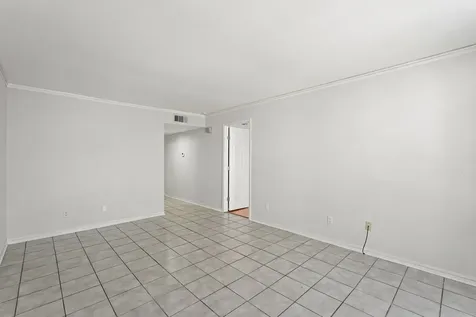 4637 Wild Indigo Street 492 Houston TX 77027