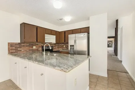 11625 Lakeside Park Drive Houston TX 77077
