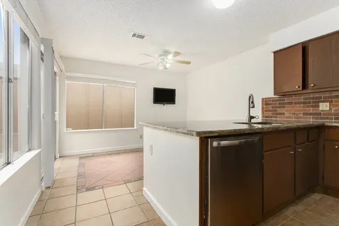 11625 Lakeside Park Drive Houston TX 77077
