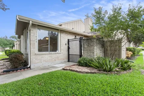 11625 Lakeside Park Drive Houston TX 77077
