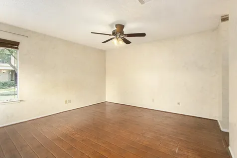 11625 Lakeside Park Drive Houston TX 77077