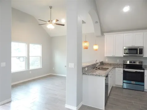 462 Westchase Montgomery TX 77316