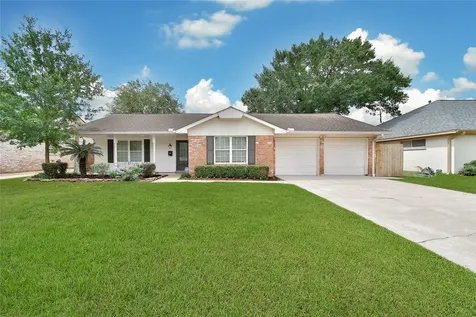 995 Curtin Street Houston TX 77018