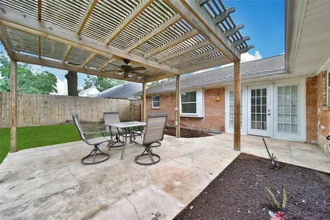 995 Curtin Street Houston TX 77018