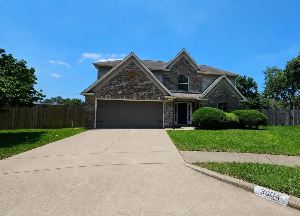 3904 Ivywood Drive Pearland TX 77584