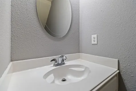 3904 Ivywood Drive Pearland TX 77584