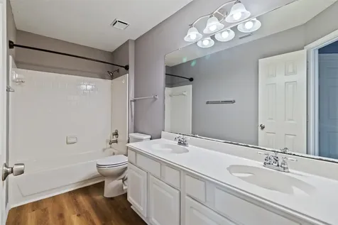 3904 Ivywood Drive Pearland TX 77584