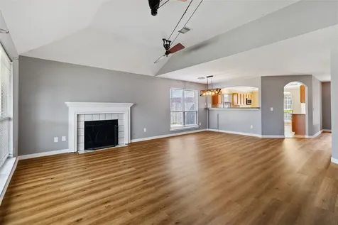 3904 Ivywood Drive Pearland TX 77584