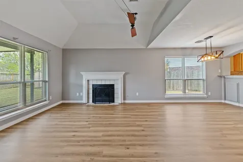 3904 Ivywood Drive Pearland TX 77584